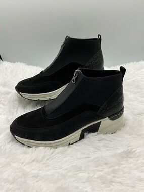 Rieker Sneaker Boots Size 7.5 Black and White Zipped Front Never Worn